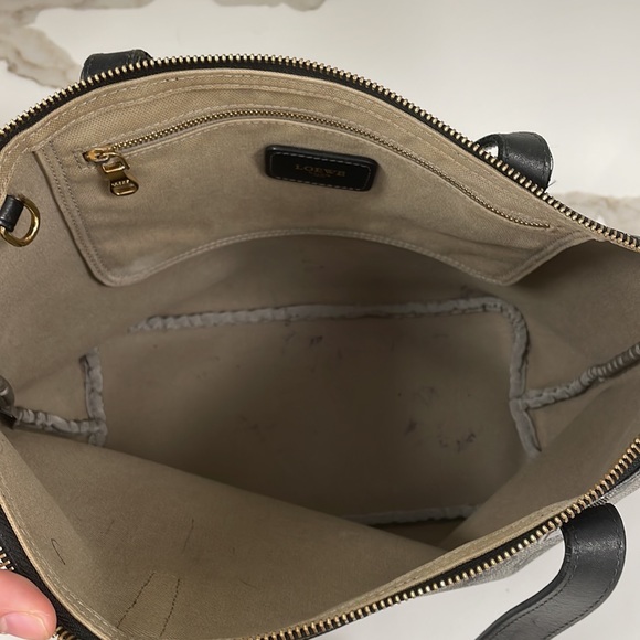 Loewe Black Printed Anagram Tote Bag - Picture 16 of 17